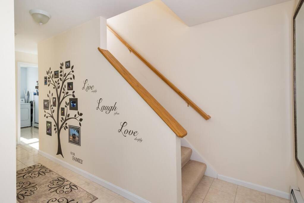 Fun & Fabulous Getaway Villa Gilford Buitenkant foto
